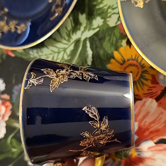 CFH/GDM Limoges small cups and saucers - Picture 3 of 4